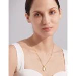 Chic Gift Jewelry: France Necklace with Luxury Natural Shell Oval Cast Pendant - 18K Gold Plated Stainless Steel for Women