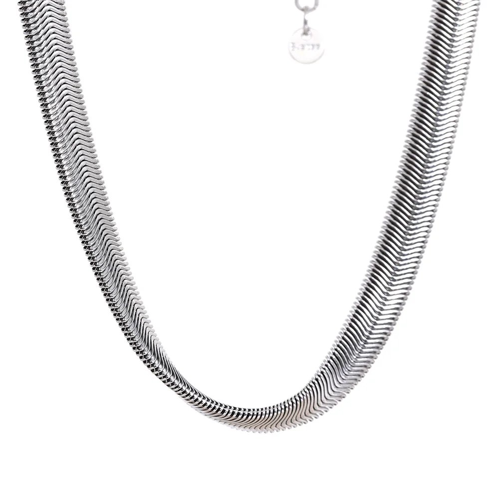Necklace Platinum