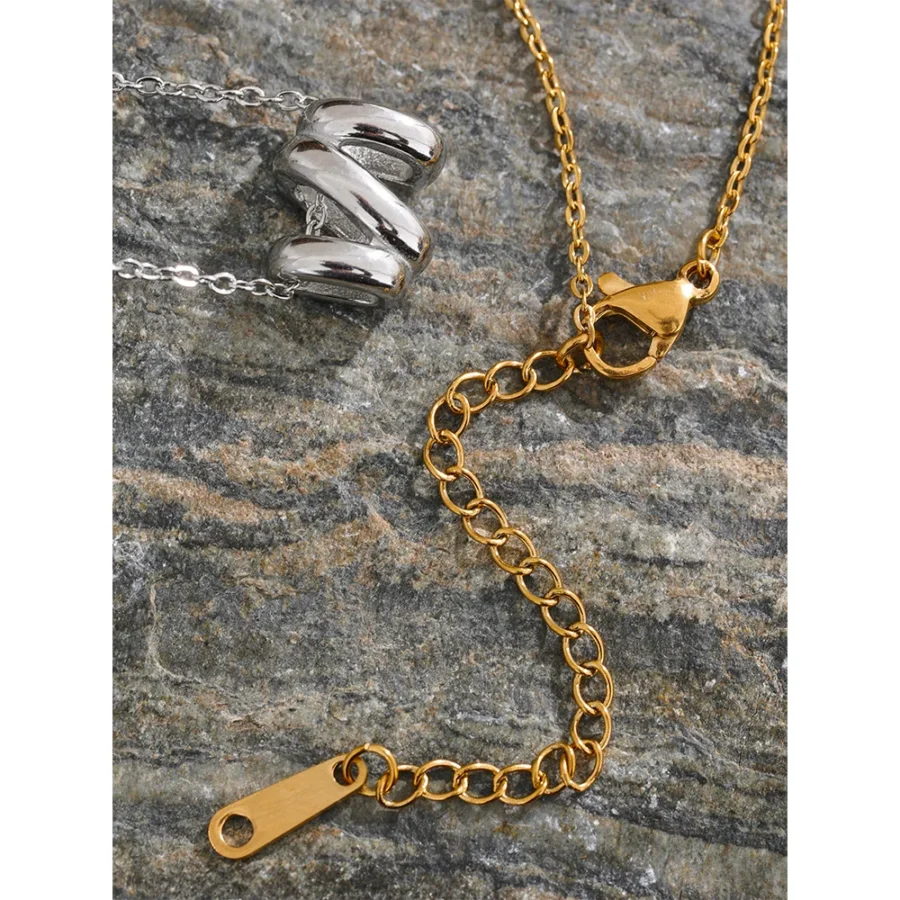 Trendy Metal Bijoux Gift: Stylish Geometric Hollow Cast Pendant Stainless Steel Collar Necklace for Women - Waterproof Jewelry