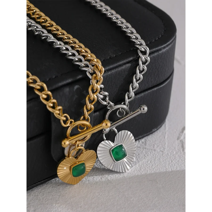 Fashionable Heart Necklace - Stainless Steel Waterproof Jewelry, Green Agate Natural Stone Charm Pendant Chain for Women