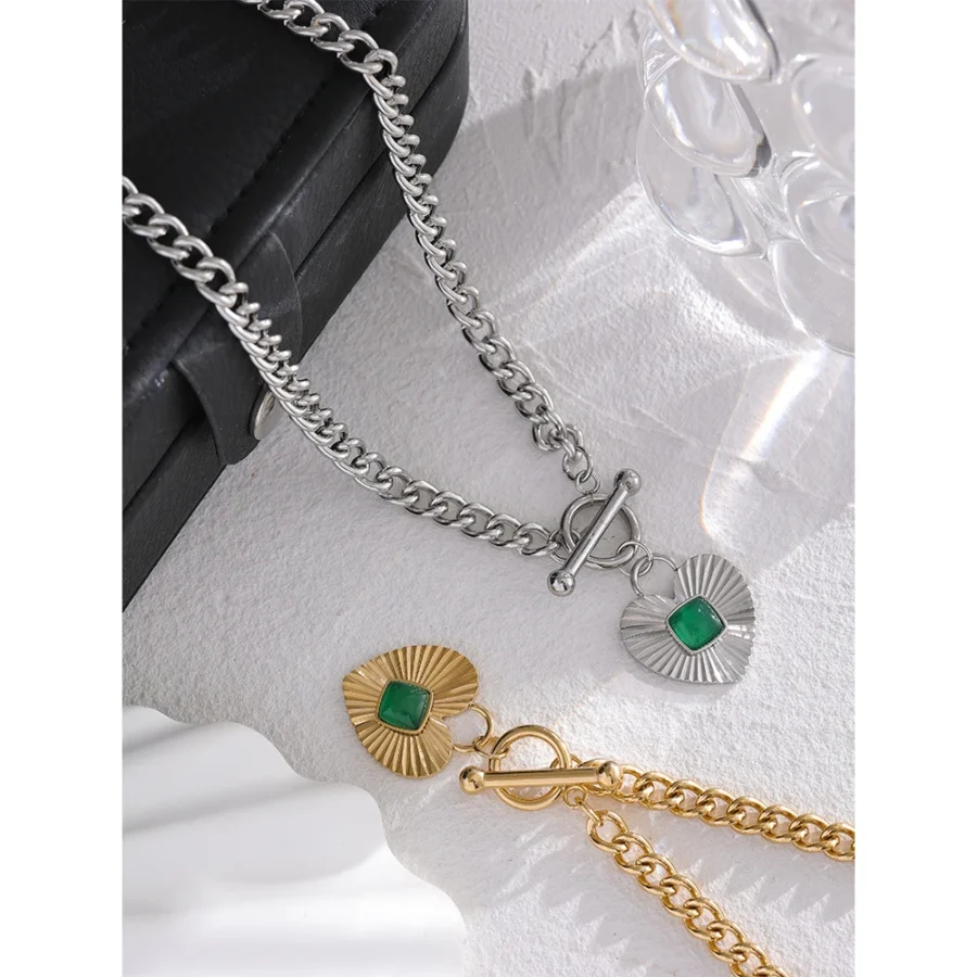 Fashionable Heart Necklace - Stainless Steel Waterproof Jewelry, Green Agate Natural Stone Charm Pendant Chain for Women