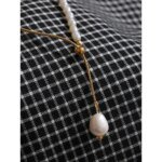 Elegant Waterproof Accessories: Stainless Steel Natural Pearl Chain Necklace - Trendy Metallic 18K Collar