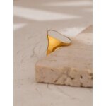 Exaggerated Vintage Ring - Occident Irregular Natural Shell, Stainless Steel, and Temperament Metal Jewelry Gift for Women