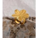 Summer Bloom Elegance - Waterproof 18K Gold Color Stainless Steel Big Open Ring with Flower Design for Women's Trendy Fashion, Perfect for Summer Statement Jewelry