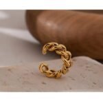 Golden Chain Elegance - Trendy Opening Ring with Stainless Steel, Statement Jewelry, and High-Quality Golden Metal Texture for Stylish Finger Accessory
