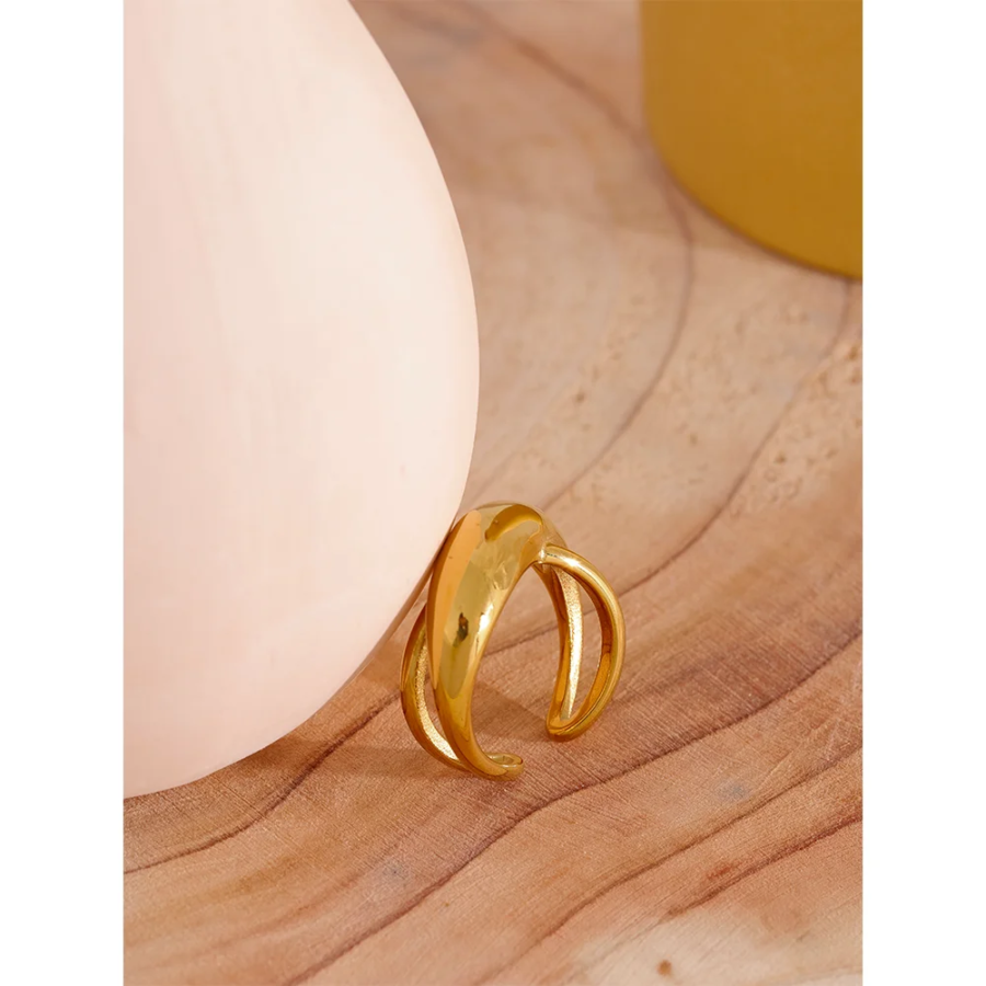 Sleek Overlap - Stainless Steel Metal Overlap Ring in Minimalist Fashion, Waterproof and Trendy, a Statement Jewelry with 18k Gold Plating