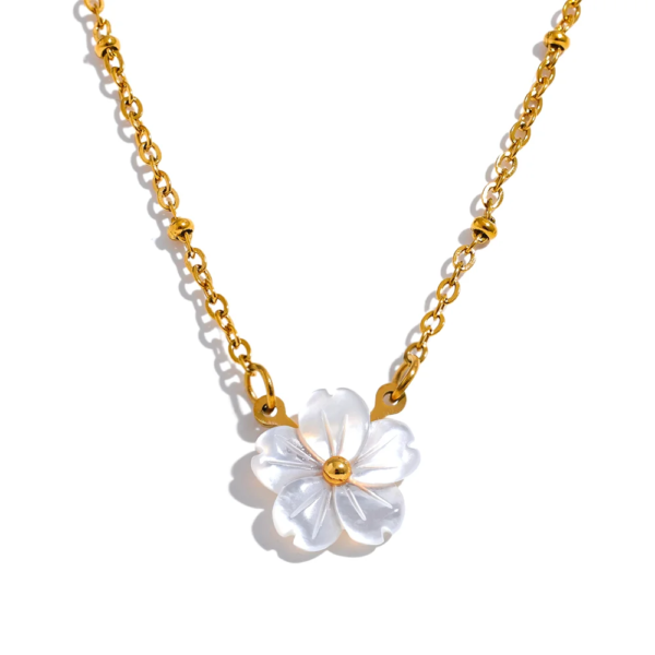 Floral Elegance - Chic Fashion Natural Shell Flower Pendant Necklace, a Gift of Exquisite Stainless Steel Chain in Gold Color, Premium Jewelry Bijoux