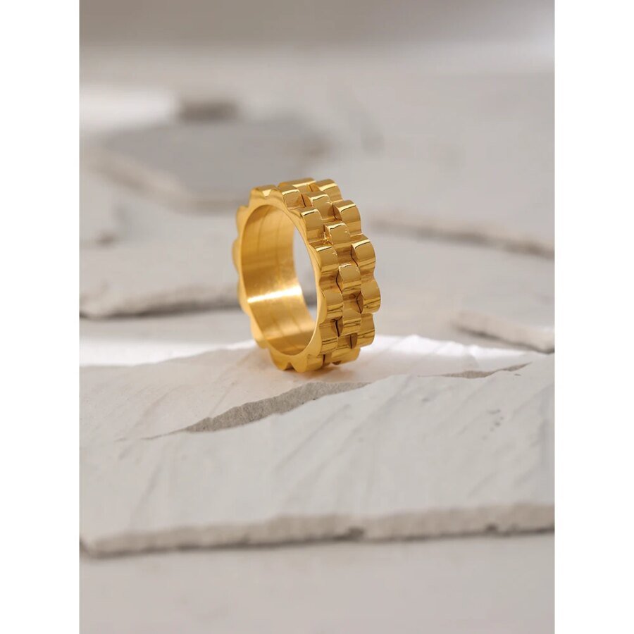 Timeless Simplicity - Stainless Steel Women Ring, Fashion Jewelry with Simple Chic Golden Metal Texture, Waterproof and Perfect for Parties, an Ideal Gift