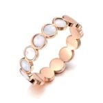 Elegance Unveiled – Fashion Titanium Stainless Steel Mosaic Rhinestone Ring, Luxury CZ Crystal Wedding Ring for Women, Exquisite Jewelry