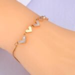 Trendy Gold Plated Shell Heart Charm Bracelet: Stainless Steel