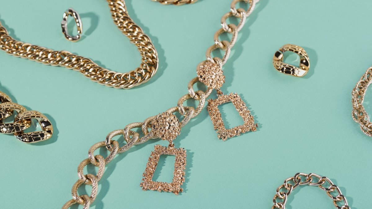 Reviving Antique Jewelry: A Three-Step Restoration Guide